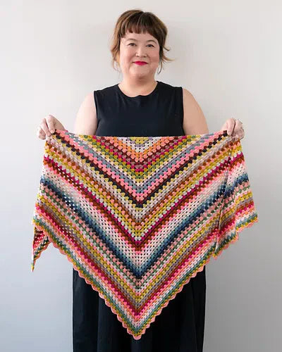 Flock & Friends Advent Calendar day 18 - Le Triangle: Granny by Aimée Gille