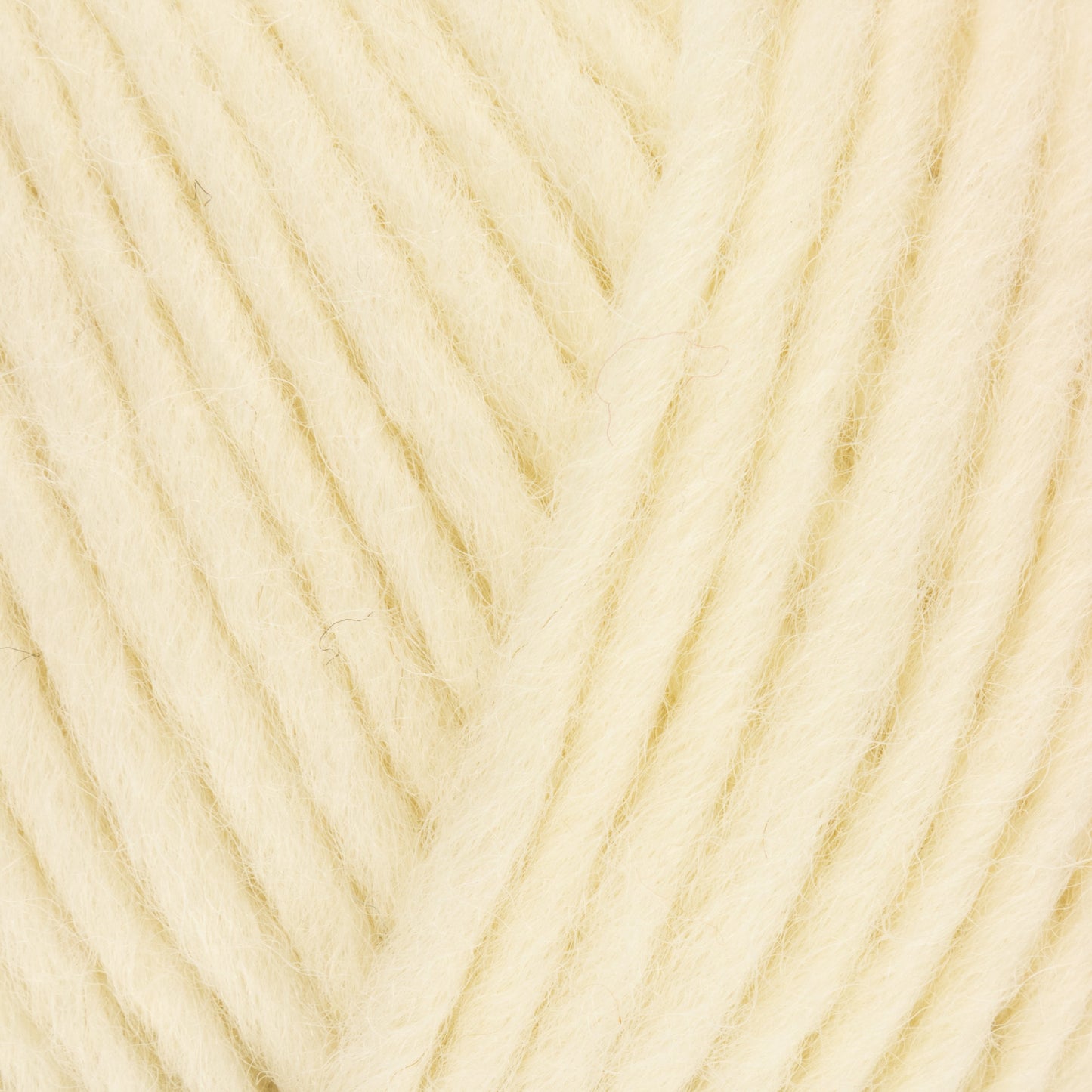 Retreat Chunky Roving - Pure