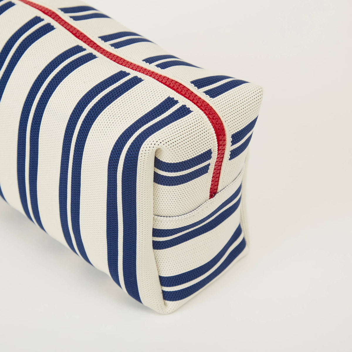 Kulturbeutel Carry & Hang - Blau/Weiß, Streifen